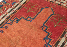 19th Century Central Anatolian Prayer Rug - 3’4 x 5’