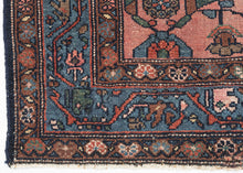 Geometric Flower Lilihan Rug - 5' x 7'