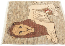 Charming Lion Rug - 3’1 x 3'1