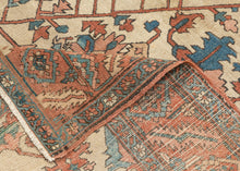 Antique Ivory Serapi Rug - 7'10 x 10'7