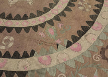 Vintage Suzani - 7'7 x 7'11