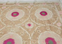 Vintage Suzani - 6'11 x 11'6