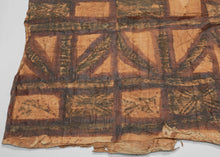 Siapo, the Samoan tradition of bark cloth, is closely tied to ceremony, exchange, and domestic life throughout Polynesia. These cloths were often made in large formats and decorated with repeating geometric designs drawn from natural, architectural, and ancestral forms. The patterning here has a strong architectural rhythm, with bands, rectangles, triangular forms, and dark filled passages arranged across the surface.