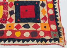 Multani Applique Chakla - 2'6 x 2'7