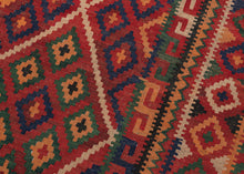 Vintage Maimana Kilim - 6'9 x 10'