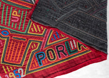 Political Guna Mola Cloth - 1'3 x 1'5