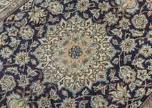 Vintage Nain Rug - 4' x 6'5