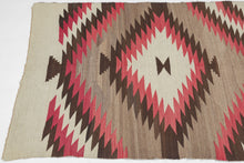 Graphic Navajo Rug - 3'5 x 4'11