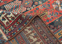 Late 19th Century Shekarlu Qashqa'i Rug - 6' x 8'5