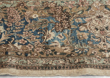 Elegant Ivory and Blue Kerman Rug - 8'10 x 12'7