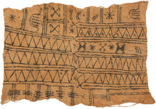 Mbuti bark cloths are known for their expressive painted surfaces, often created with a remarkable sense of rhythm and spontaneity. The designs are frequently associated with the forest environment, translating natural forms, movement, and sound into graphic abstraction.