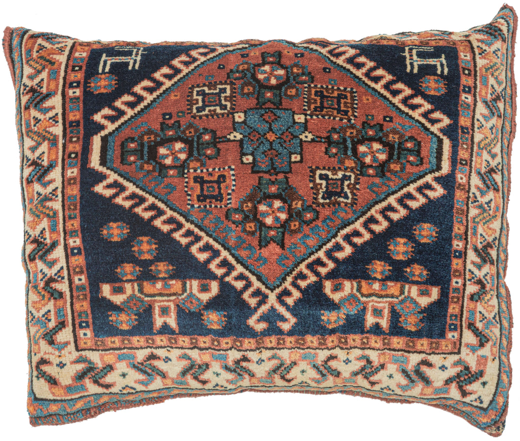 qashqai pillow