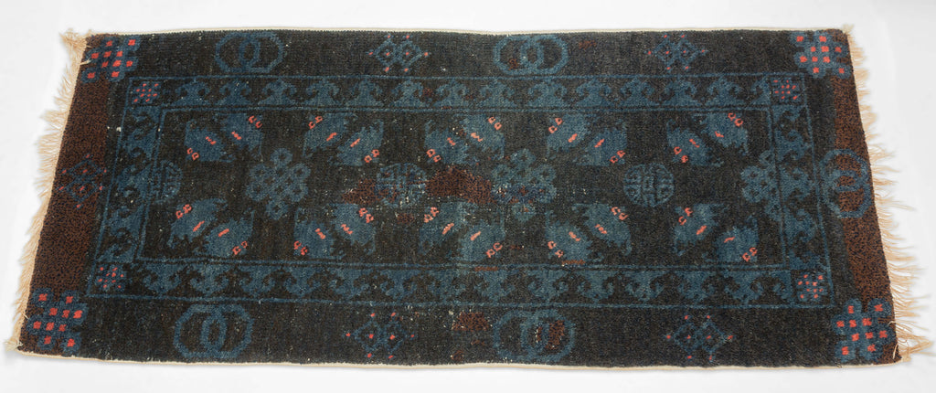 Small Chinese Gansu Bat Rug - 1’6 x 3'3 – HEIRLOOM