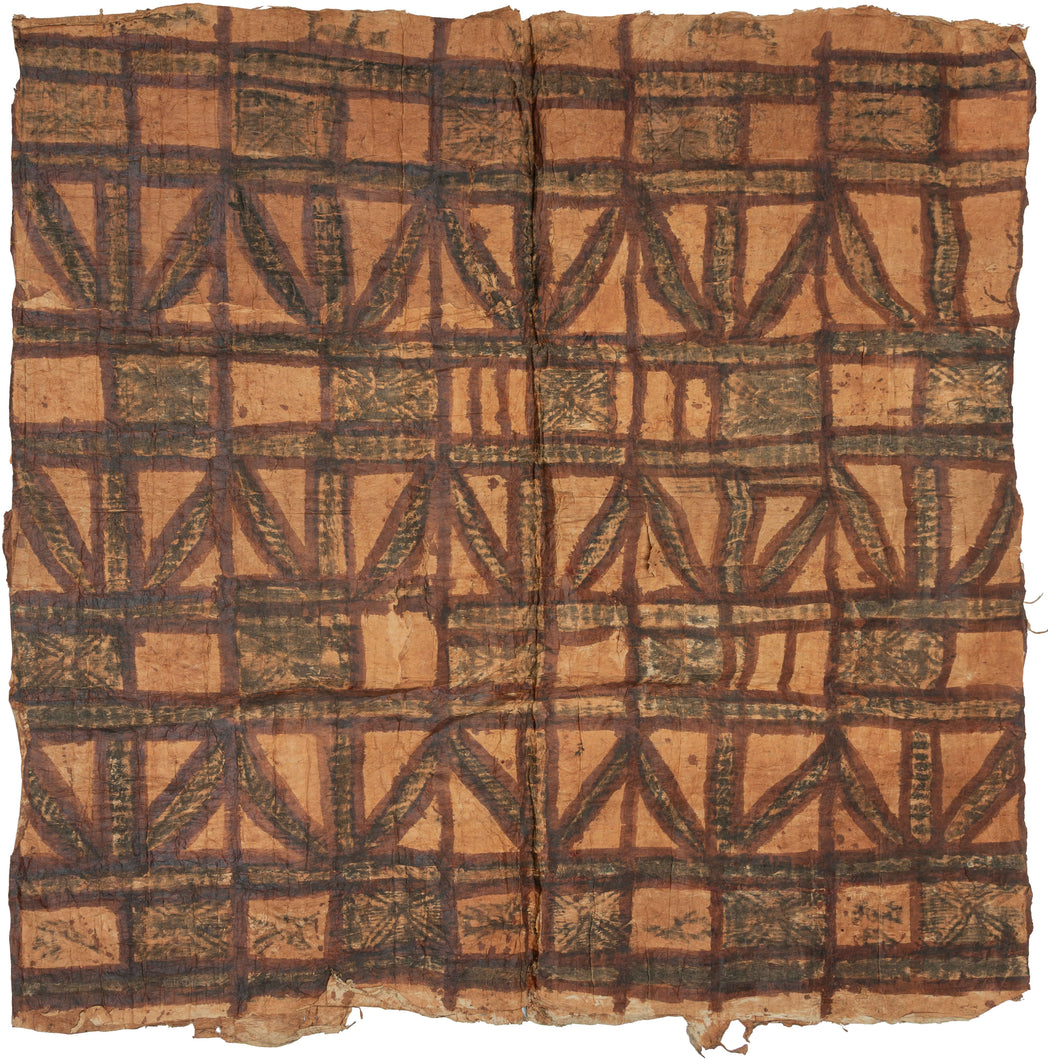 Siapo, the Samoan tradition of bark cloth, is closely tied to ceremony, exchange, and domestic life throughout Polynesia. These cloths were often made in large formats and decorated with repeating geometric designs drawn from natural, architectural, and ancestral forms. The patterning here has a strong architectural rhythm, with bands, rectangles, triangular forms, and dark filled passages arranged across the surface.