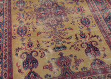Persian Meshed Rug - 5'9 x 7'8