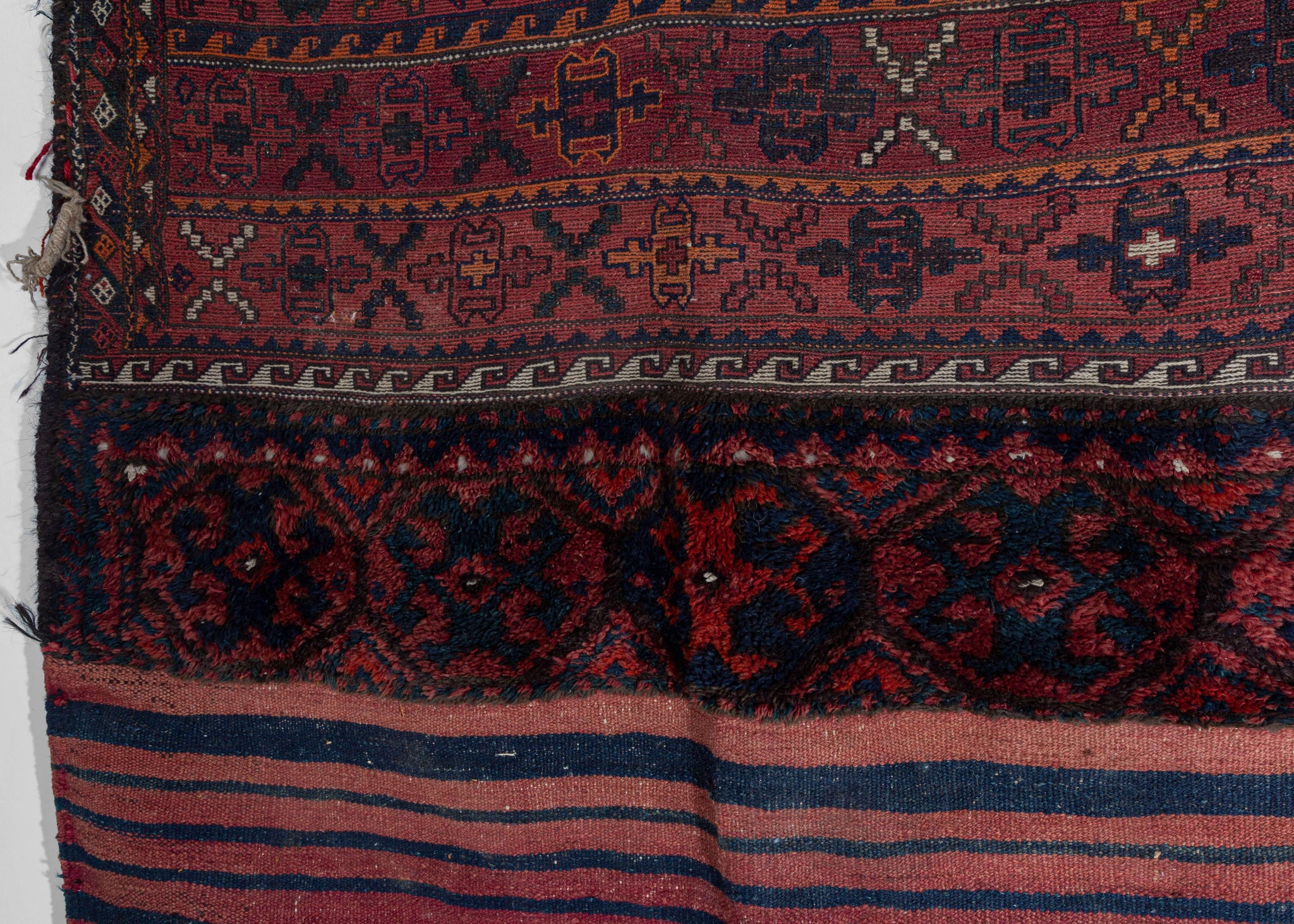 Bakhtiari Bagface - 4' x 4'3 – HEIRLOOM