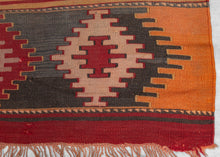 Vintage Turkish Kilim - 6' x 11'