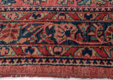 Sarouk Rug - 4'5 x 6'8