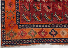 Vintage Shiraz Rug - 5' x 7'10