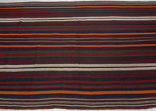 Vintage Qashqa'i Kilim - 5'2 x 9'11