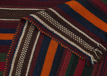 Vintage Qashqa'i Kilim - 5'2 x 9'11