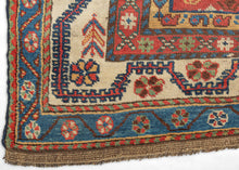 Antique Lori Rug - 5'2 x 8'