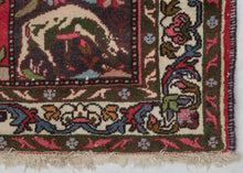 Flora and Fauna Bakhtiari Rug - 3'5 x 4'8
