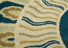 Mid Century Indian Round Rug - 9'4 x 9'4