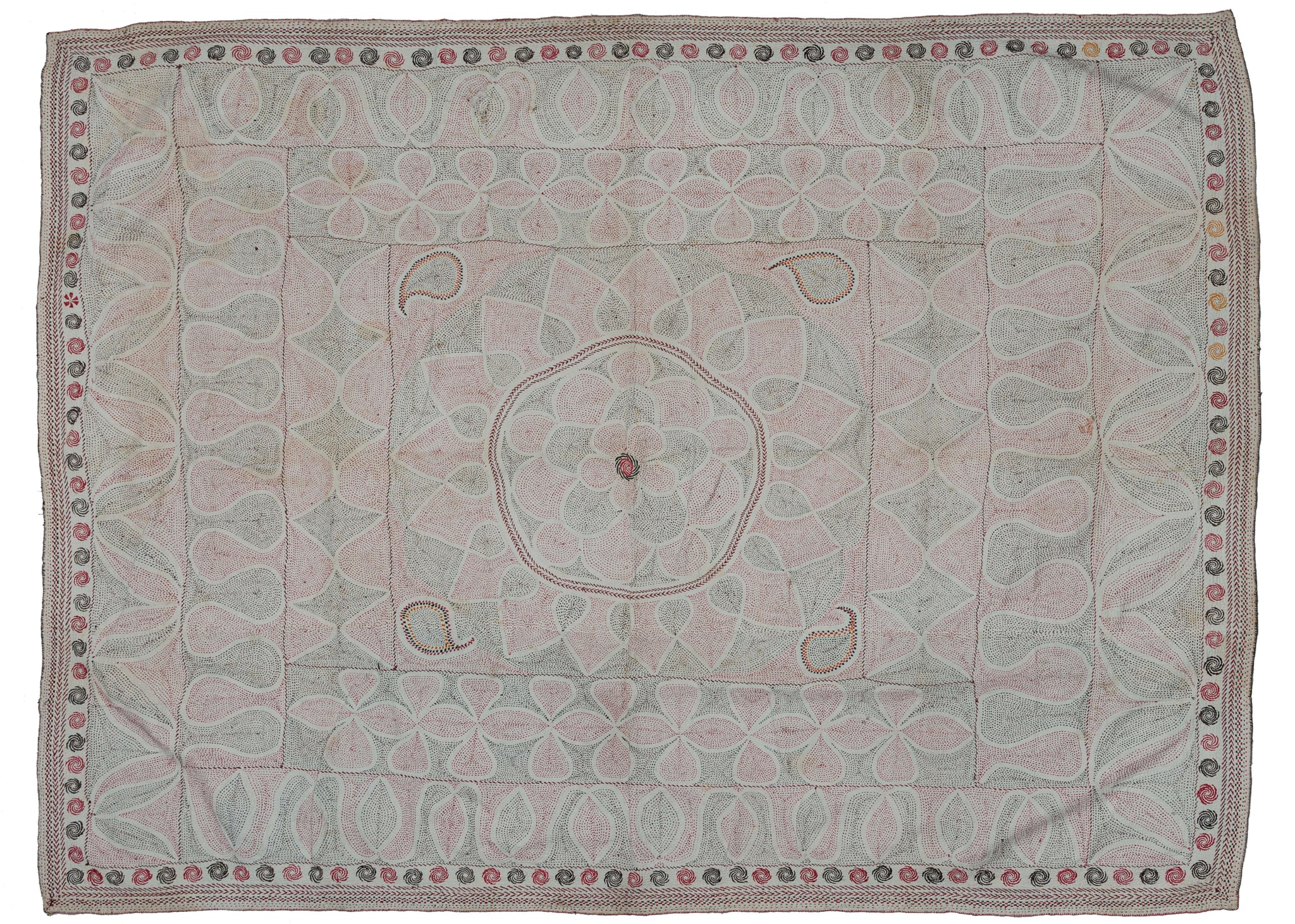 Large Antique Nakshi Kantha - 4'5 x 5'8 – HEIRLOOM