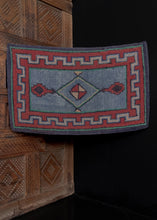 AntiqueNorthAmericanGeometricHookrug