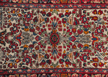 Small Mid Century Lilihan Rug - 2'6 x 4'1