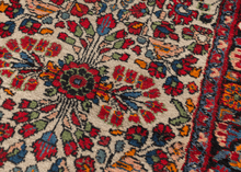 Small Mid Century Lilihan Rug - 2'6 x 4'1