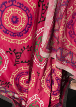 Vintage Uzbek Suzani - 5'4 x 6'9