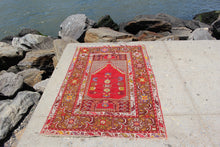 Turkish Prayer - 3'5 x 5'4
