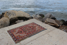 Persian Heriz Rug - 3'1 x 4'5