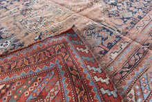 Antique Qashqa'i - 5'5 x 11'8