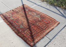 Antique Qashqa'i Rug - 3'9 x 5'6