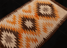 Vintage SW USA Navajo Rug - 2'9 x 4'10