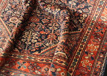 Persian Mahal - 4'7 x 7'1