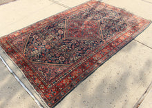 Persian Mahal - 4'7 x 7'1