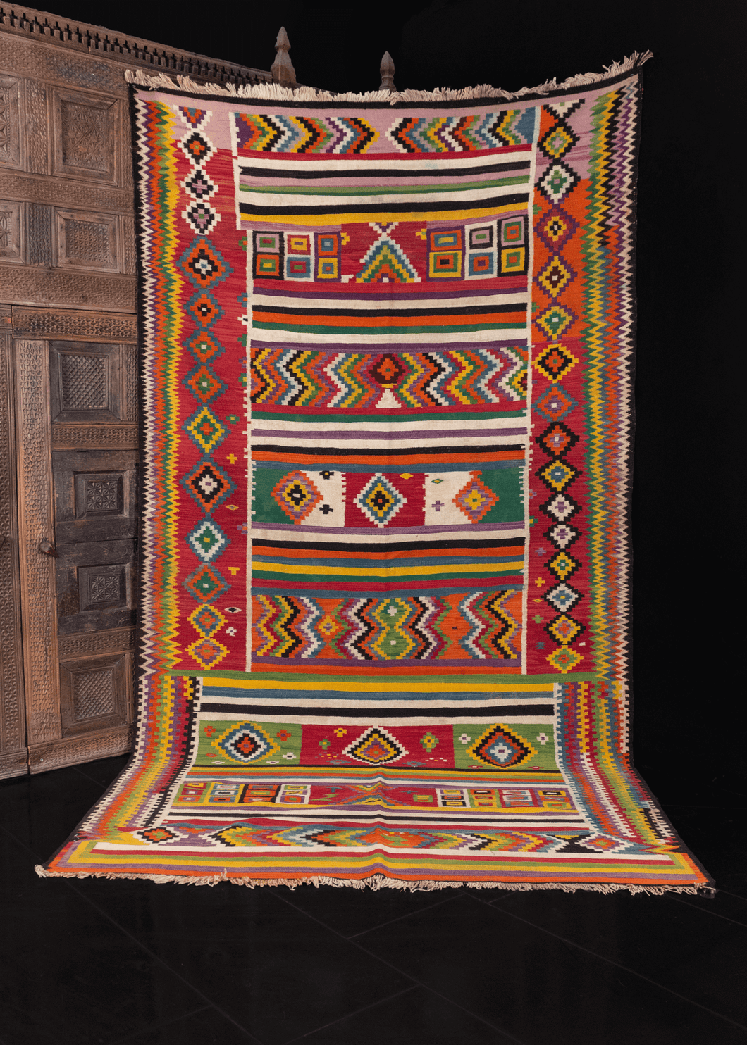 mutlicolor geometric patterned vintage tunisian kilim 