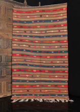 Vintage Turkish Kilim - 4'6 x 8'2